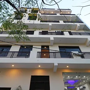 Hotel Airlift At Delhi Airport, Nuova Delhi