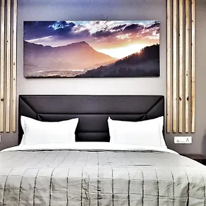 3* Отель Delhi Aerocity, Nh 48
